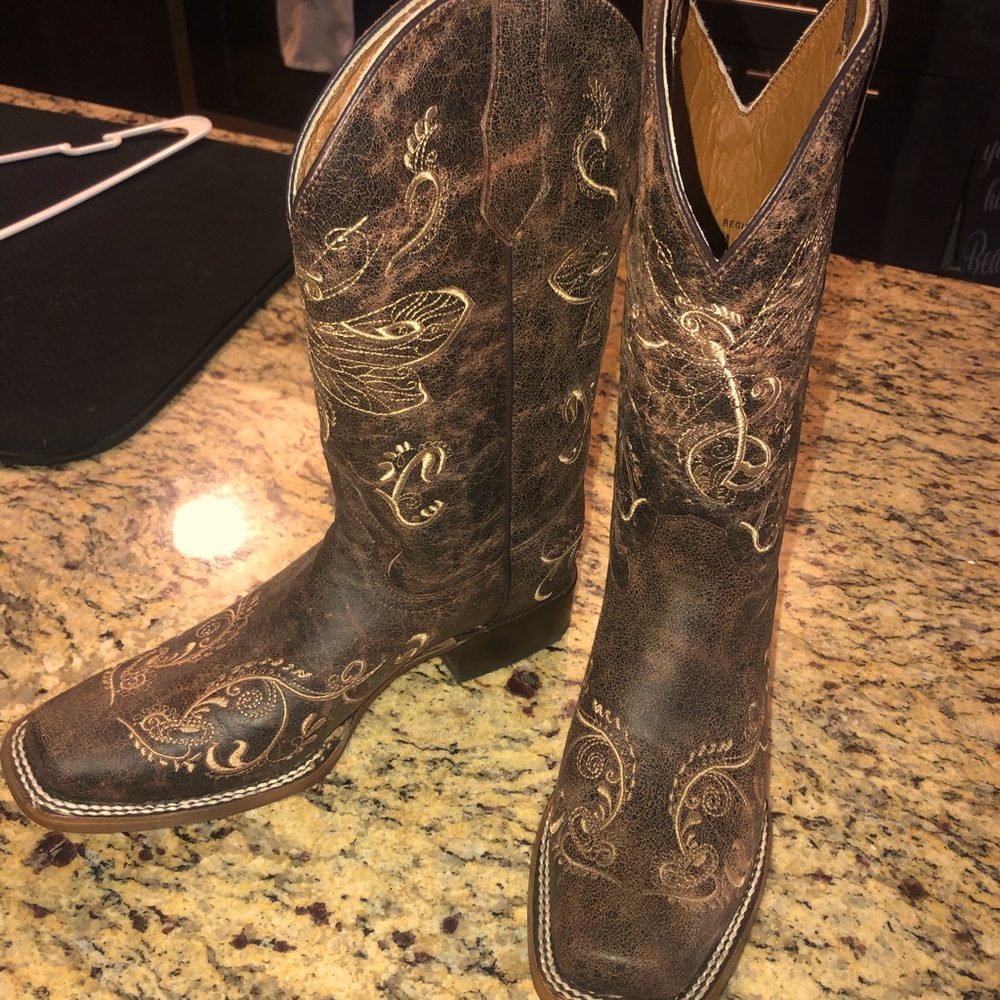 CIRCLE G WOMEN'S DRAGONFLY EMBROIDERED COWGIRL BOOTS - SQUARE TOE size 10 brown